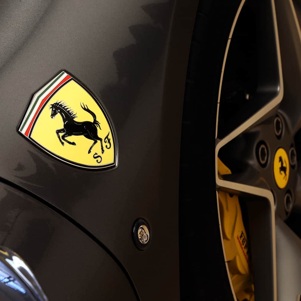 フェラーリさんのインスタグラム写真 - (フェラーリInstagram)「The #FerrariF8Tributo’s design emphasises the Prancing Horse’s key characteristics of high performance and extreme aerodynamic efficiency. #Ferrari #Exclusive #Details」4月13日 17時01分 - ferrari