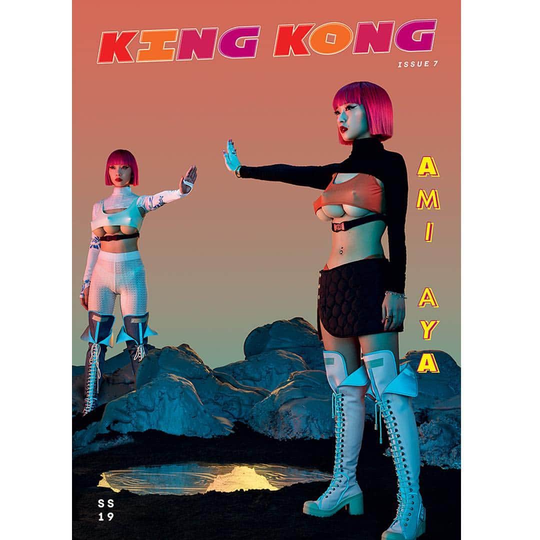 AYAさんのインスタグラム写真 - (AYAInstagram)「We are very honoured to share our cover for @kingkongmagazine 💖The Artist's Bible.  #kingkongmagazine x @gcdswear. Thank you 🌹  The performance issue available to pre order now and on newsstands worldwide April 29th.  私達自身愛読していたKINGKONG MAGAZINEのcover💞本当に本当に嬉しいこのお知らせが出来る事をとっっても幸せに思います。年始早々に決まったこのproject、大好きなロンドンで撮影しました❤️ 4/29より世界中のスタンドで購入出来ます。 もうすぐ発売！是非、ご覧下さい！！！」4月13日 17時09分 - ayaxxamiaya