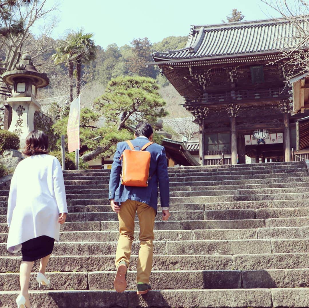 テレビ大阪「おとな旅あるき旅」さんのインスタグラム写真 - (テレビ大阪「おとな旅あるき旅」Instagram)「今夜のおとな旅あるき旅（テレビ大阪）は、春の大和路 奈良・長谷寺から桜井への旅です。  花の御寺 と 楽しい門前町さんぽ、さらには万葉ゆかりの山の辺の道も歩きます。 ご当地の美味、美酒も堪能！お楽しみに！  今夜 18:30〜  #おとな旅あるき旅#テレビ大阪#三田村邦彦#吉川亜樹#奈良#長谷寺#桜井#山の辺の道#草もち#にゅうめん#大神神社#酒の神様#万葉集」4月13日 17時12分 - tvo.otonatabi