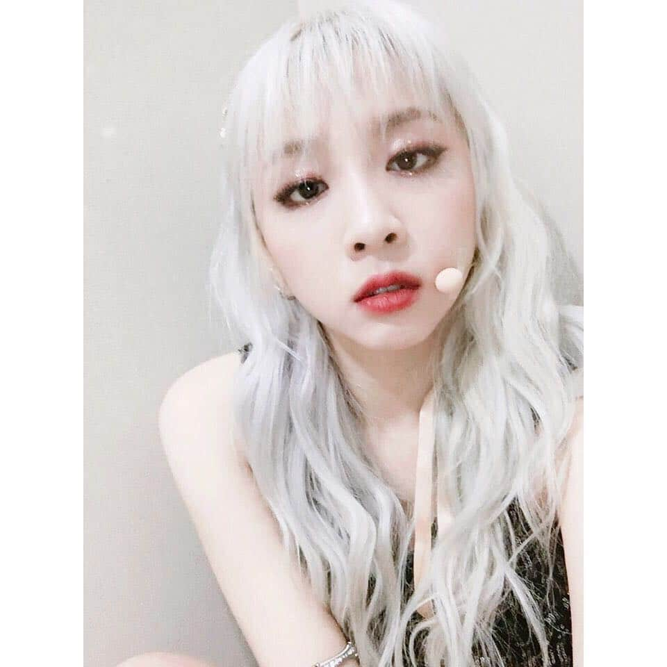 K.A.R.Dさんのインスタグラム写真 - (K.A.R.DInstagram)「‪[#KARD]‬ ‪🌷🌹🥀🌺♥️‬ . ‪#BM #JSEPH #SOMIN #JIWOO‬ ‪#KARD #KARD_밤밤_Bomb_Bomb‬」4月13日 17時35分 - official_kard