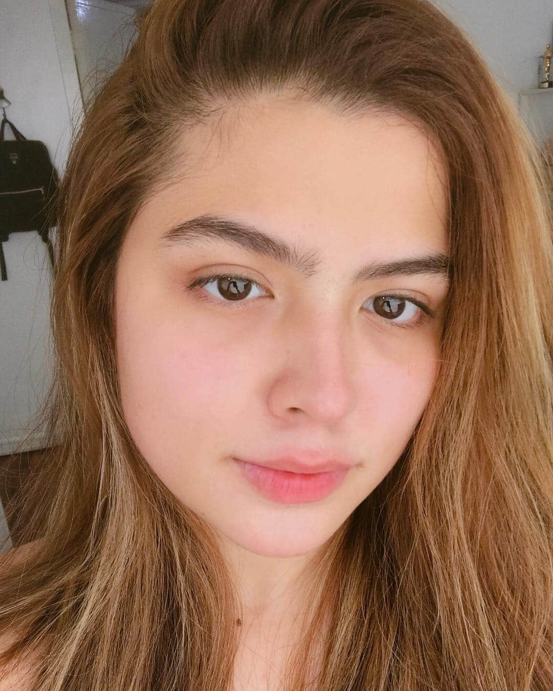 Alexa Ilacadさんのインスタグラム写真 - (Alexa IlacadInstagram)「I just love that post-workout glow. 🥰 #bare . @facesandcurves_ph @shinagawa_ph @aztaurbansalon」4月13日 17時37分 - alexailacad