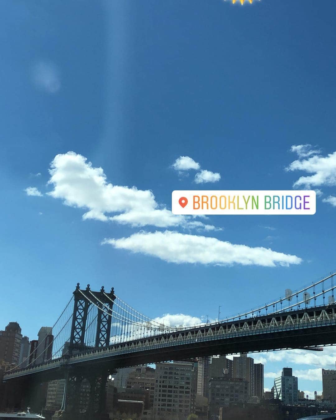 西原有紀さんのインスタグラム写真 - (西原有紀Instagram)「Brooklyn Bridge 🌉 • • • イースト川をまたぎマンハッタンとブルックリンを結ぶ橋のブルックリン橋🌉❤️ 詳しくは、西原有紀ブログで検索か、こちらをポチっとな↓↓↓ https://ameblo.jp/nishiharayuki/entry-12453951197.html #西原有紀 #にしはらゆき #ブルックリンブリッジ #ニューヨーク #NY #旅 #セントパトリック大聖堂 #教会 #ひとり旅 #音楽 #歌 #モデル #TPOコーデ #カメレオンコーデ #ギャップコーデ #ダンスボーカル #ギャップコーデ #アスレジャーファッション #アスレジャー #体幹」4月13日 18時06分 - u_ki0211