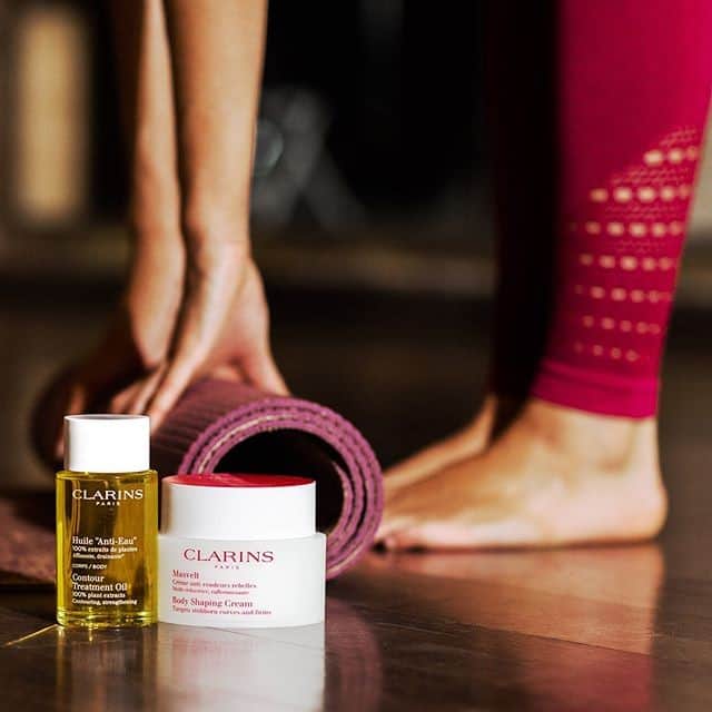 ClarinsUKさんのインスタグラム写真 - (ClarinsUKInstagram)「This is what #SaturdaySelfcare looks like.  #YouNeedASpaDay #Clarins . . . . . . . . . . . . #selfcare #itsallaboutyou #saturday #yoga #saturdayyoga #exercise #zen #lookafteryourself #weekend #weekendworkout」4月13日 18時25分 - clarinsuk