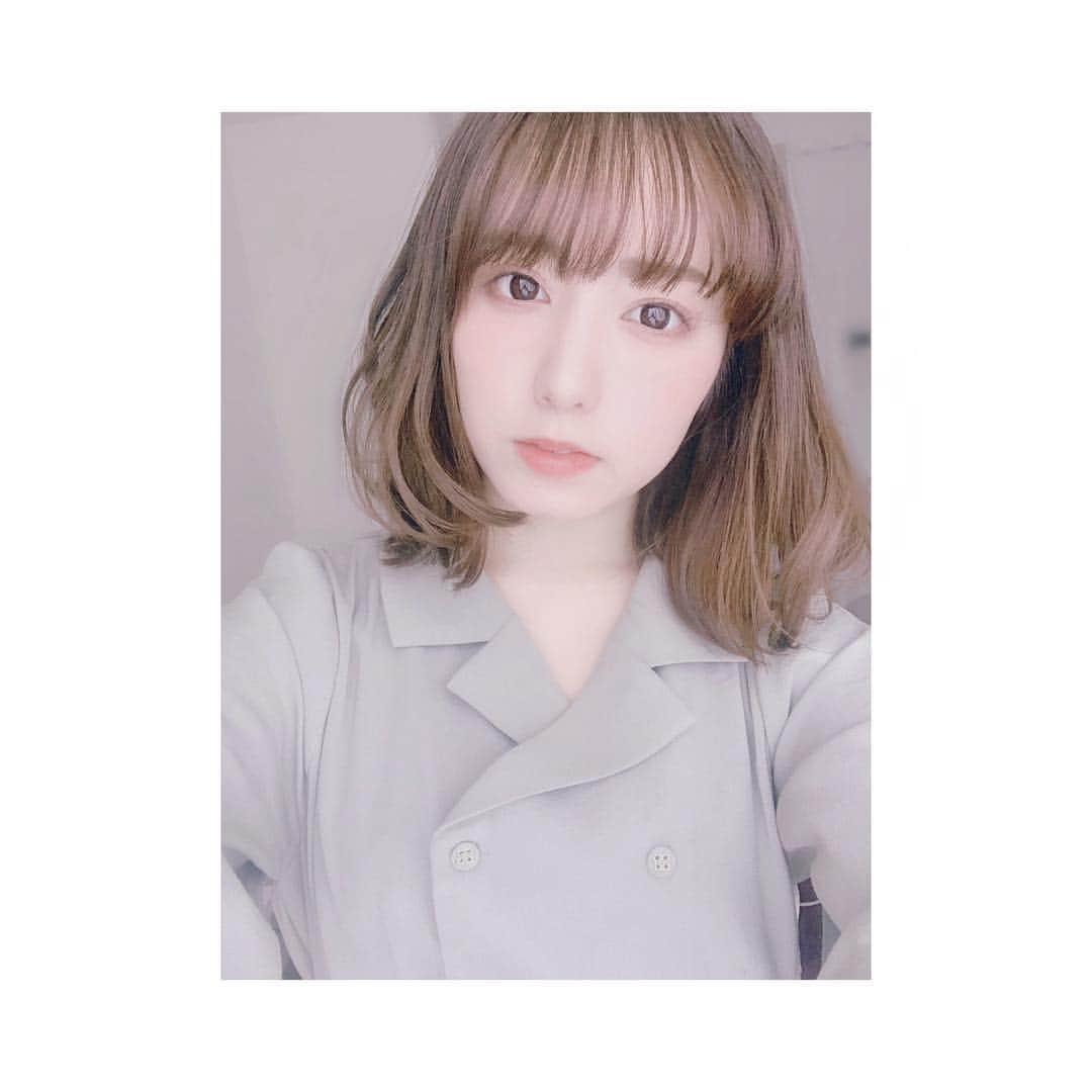 前田美里のインスタグラム：「ゆるふわ巻。 #自撮り#セルフィー #女子力 #アレンジ #ゆるふわ巻き #ショート #hair #hairstyle #selfie #selfiee #selfies #majesticlegon #film #film_jp #instagood #instalike #japanesegirl ##followme #instaphoto」
