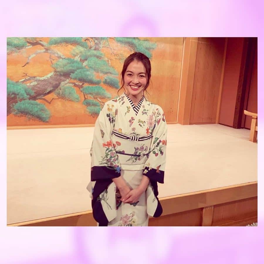 福田典子さんのインスタグラム写真 - (福田典子Instagram)「桜が咲き始めた頃に、可憐で素敵なお着物を着て、目黒雅叙園でなんとも贅沢なお花見会🌸 . @mami.nakamura さんの@marmu_kimono のお着物を着させていただきました☺️✨ . 「洗えるから何も気にしないで着てね〜！」と言っていただきながら着付けまでしていただいてありがとうございました…！ . スカーフをモチーフにしていて、袖口にはスカーフの外側を取り囲む太いラインと、スカーフらしい繊細で美しいお花や蝶々が全体的に描かれていて、みんなに褒めてもらえるし気持ちもいいし着ているだけでとってもしあわせな一日を過ごせました🌸 . 大好きな友達とその仲間のみなさんと非日常な時間を過ごせて、パラ卓球の立石さんには感謝でいっぱいです☺️✨ありがとうございました〜！ @frameshop_tateishi . 今年の春は短い時間も含めて何度かお花見ができてよかった🌸 . . #平成最後のお花見 #ガクスナ #お花見 #着物 #春 #桜 #sakura #お着物 #目黒雅叙園 #marmu #kimono #きもの #着物レンタル #着物コーディネート #着物女子 #着物でお出かけ #着物生活 #着物自画撮り部 #着物自撮り部 #japan #japanesegirl #jp #spring #cherryblossom #photooftheday #photography」4月13日 18時40分 - norikofukuda212