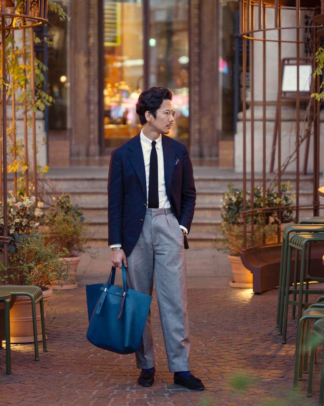 のインスタグラム：「Memories of Milano ・ ・ Tap for brands ・ #beamsf #brillaperilgusto #mensstyle #mensstreetstyle #dapper #dappermen #gentleman #vintagestyle #vintagewear #mensclothing #furla #mensclub1954 #esquirejapan」