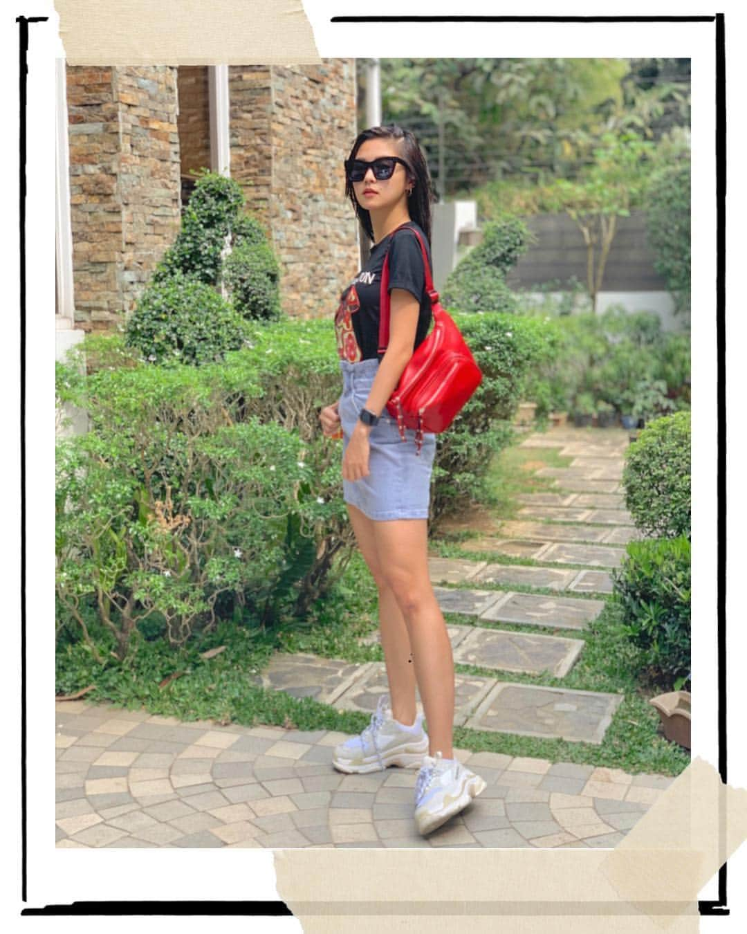 Kim Chiuさんのインスタグラム写真 - (Kim ChiuInstagram)「weekend in red!!!!❤️❤️❤️ loving my new fanny pack  from @belladonnabags that matched my #ootdksyc 😁👍🏻 I love bags that are easy to bring, small and stylish!!!!!🌸 perf!!! summer ready!!! ☀️ #belladonnaBAGS」4月13日 19時44分 - chinitaprincess