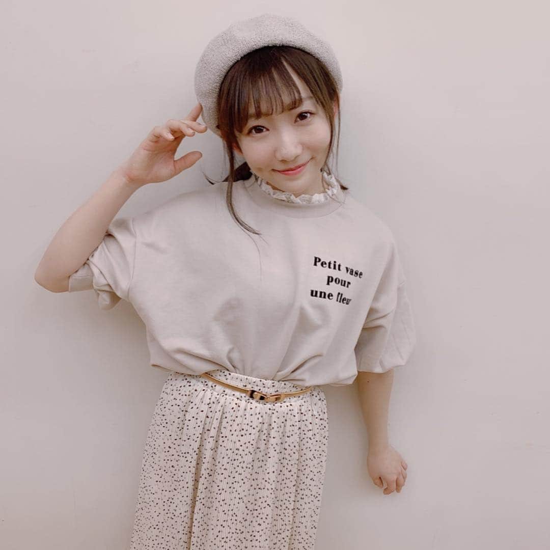 夏川愛実のインスタグラム：「ㅤㅤㅤㅤㅤㅤㅤㅤㅤㅤㅤㅤㅤ ㅤㅤㅤㅤㅤㅤㅤㅤㅤㅤㅤㅤㅤ  ベレー帽女子はお好き？？💓 ㅤㅤㅤㅤㅤㅤㅤㅤㅤㅤㅤ ㅤㅤㅤㅤㅤㅤㅤㅤㅤㅤㅤ #olivedesolive#olive#ベレー帽#春コーデ #ベージュ色#ベージュコーデ#プリーツスカート  ㅤㅤㅤㅤㅤㅤㅤㅤㅤㅤㅤ」