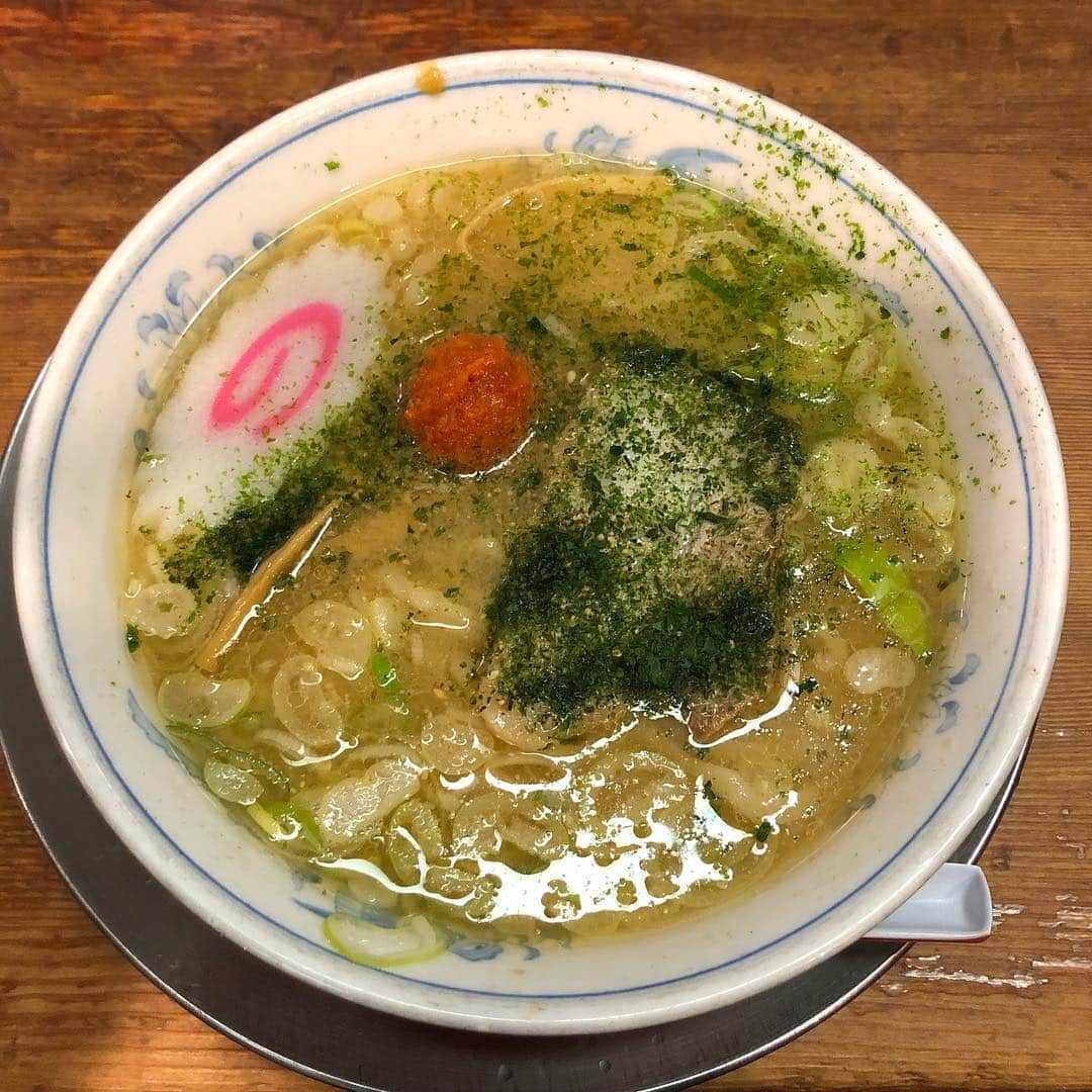 CHIHARUさんのインスタグラム写真 - (CHIHARUInstagram)「#ラーメン博物館 。3年前の夏ぶりに行ってきた。細麺好きです。三杯食べた。喜ぶ、胃。ラーメンとは？。🍜🍜🍜 #ramen #ハッちゃん #龍上海 #こむらさき #japan #yokohama #instafood #instalike#instagood #followme」4月13日 20時06分 - chihalook1108