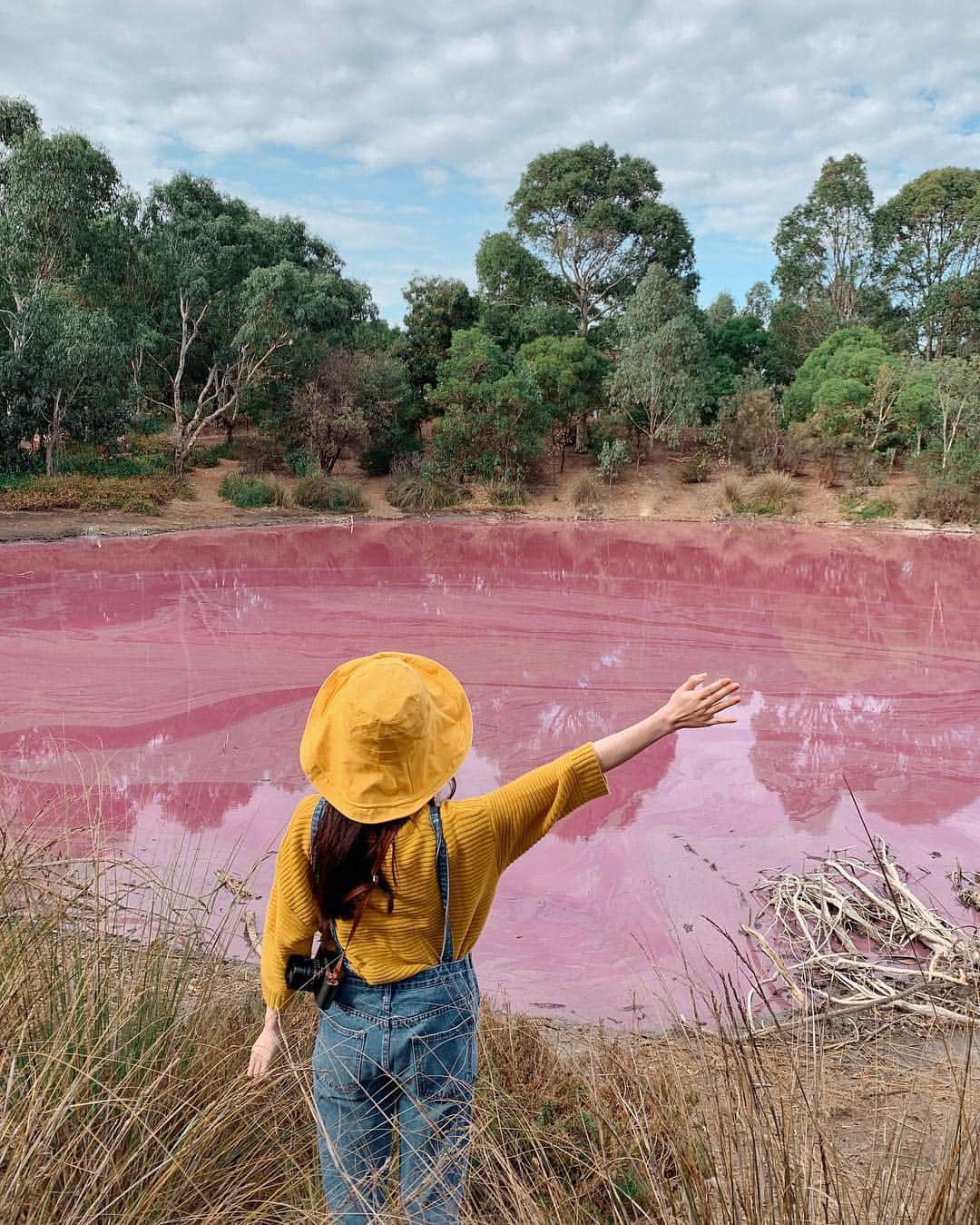 PIMTHAさんのインスタグラム写真 - (PIMTHAInstagram)「Pink lake 💖 ทะเลสาบสีจมปูววว งือออ  @abchuthai」4月13日 20時16分 - pimtha