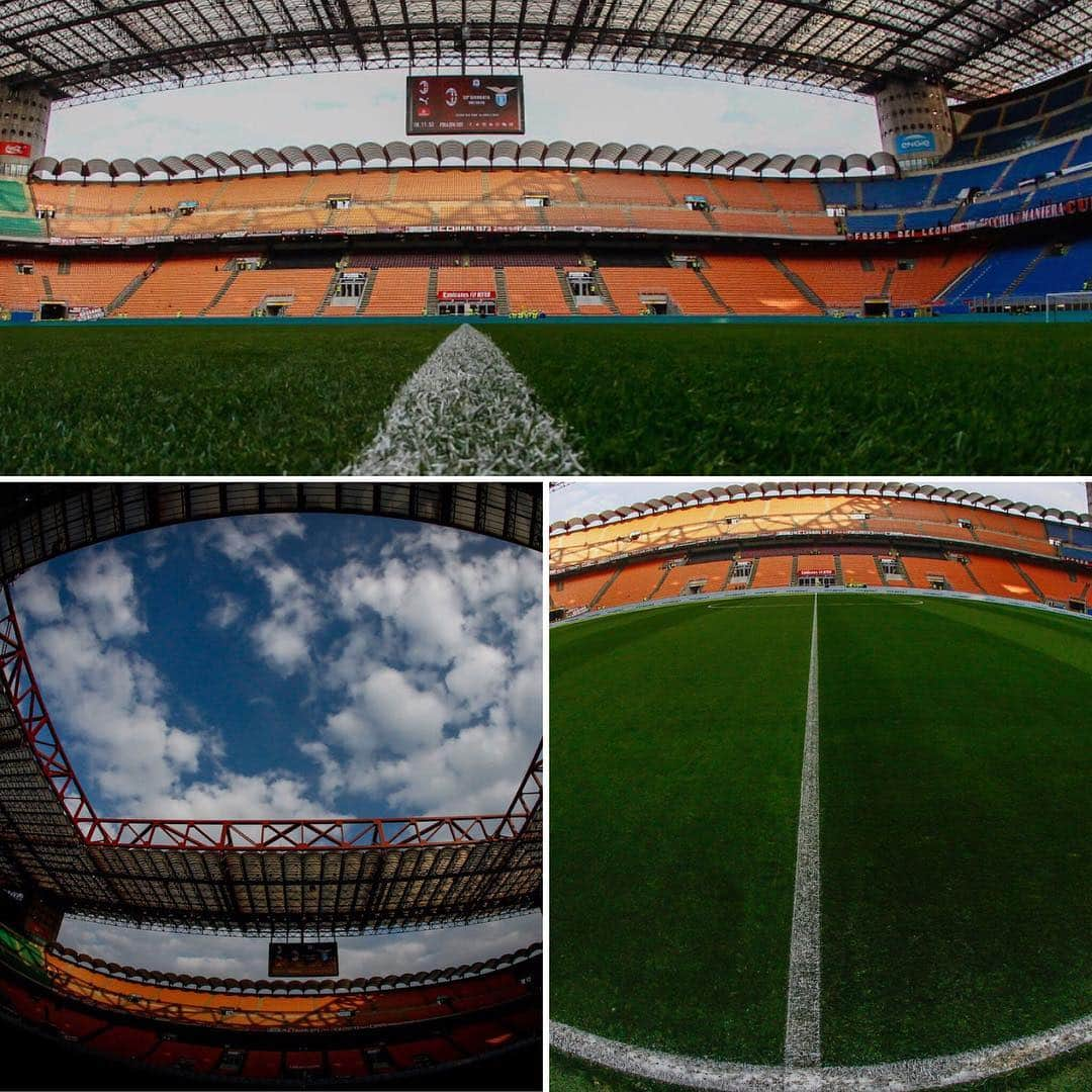 ACミランさんのインスタグラム写真 - (ACミランInstagram)「Good evening from the San Siro! Are you ready for #MilanLazio? 🔴⚫️ Buonasera da San Siro! Siete già allo Stadio, rossoneri? 🔴⚫️ #ForzaMilan」4月14日 1時51分 - acmilan