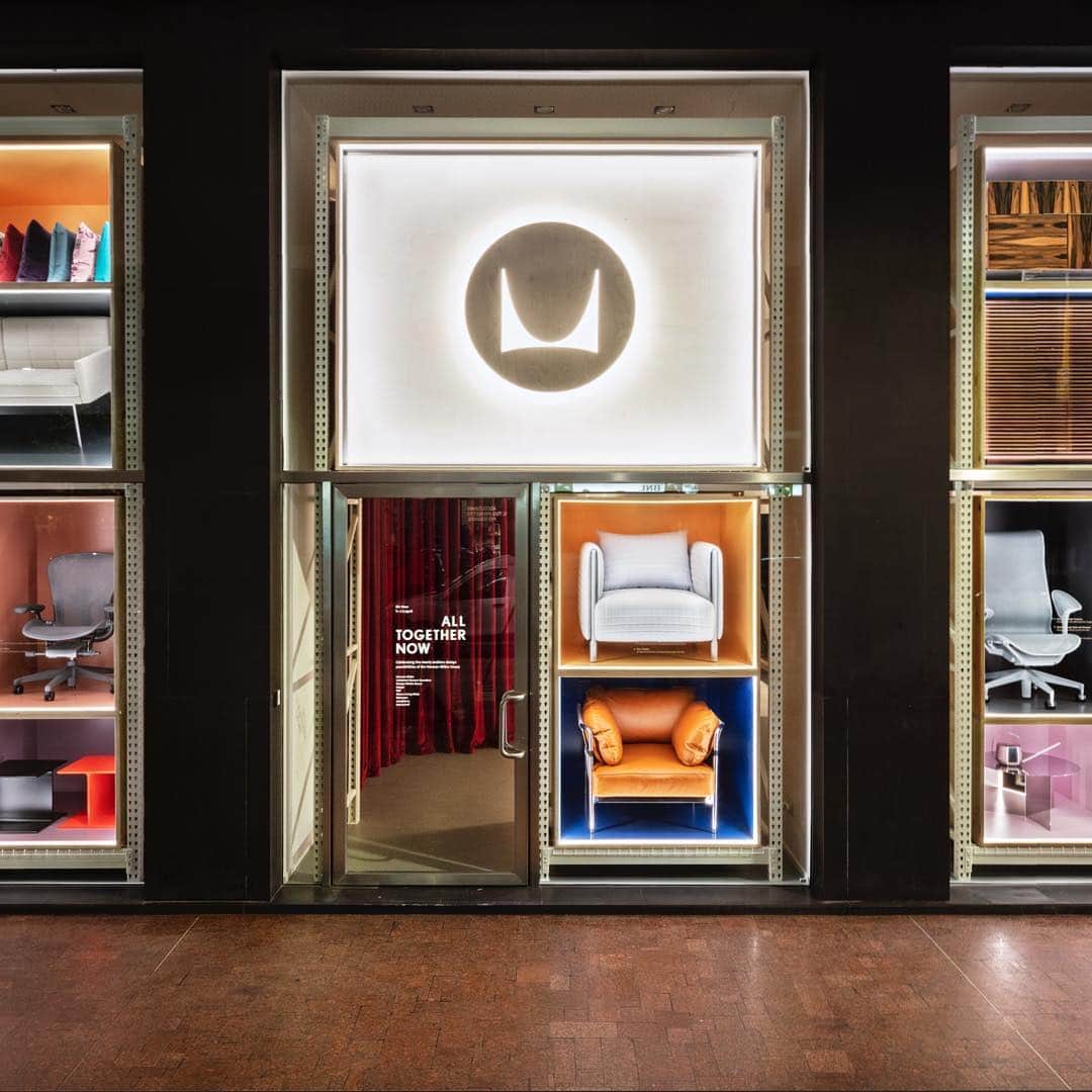Herman Miller （ハーマンミラー）さんのインスタグラム写真 - (Herman Miller （ハーマンミラー）Instagram)「All good things must come to an end, including Milan Design Week. We’re so happy we could welcome you into our family and show you how the Herman Miller Group can create any mood in any space. Let’s get together again soon, shall we? #HMxMilan19 #MilanDesignWeek #SaloneDelMobile2019」4月13日 21時00分 - hermanmiller