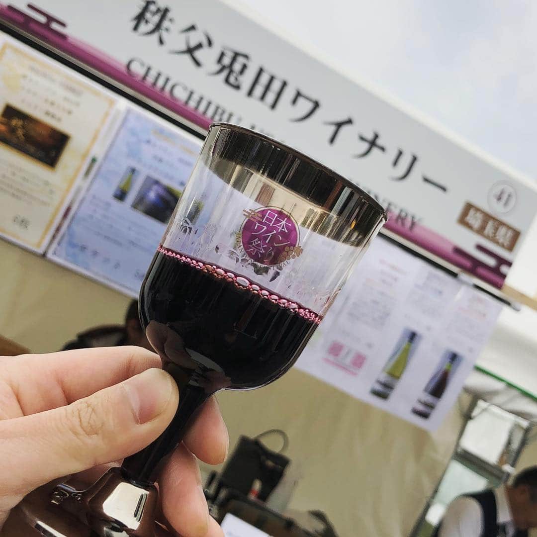 ホリエアツシさんのインスタグラム写真 - (ホリエアツシInstagram)「#日本ワイン祭り でしたな🍷 #マンズワイン #solaris  #兎田ワイナリー」4月13日 21時28分 - a.horie