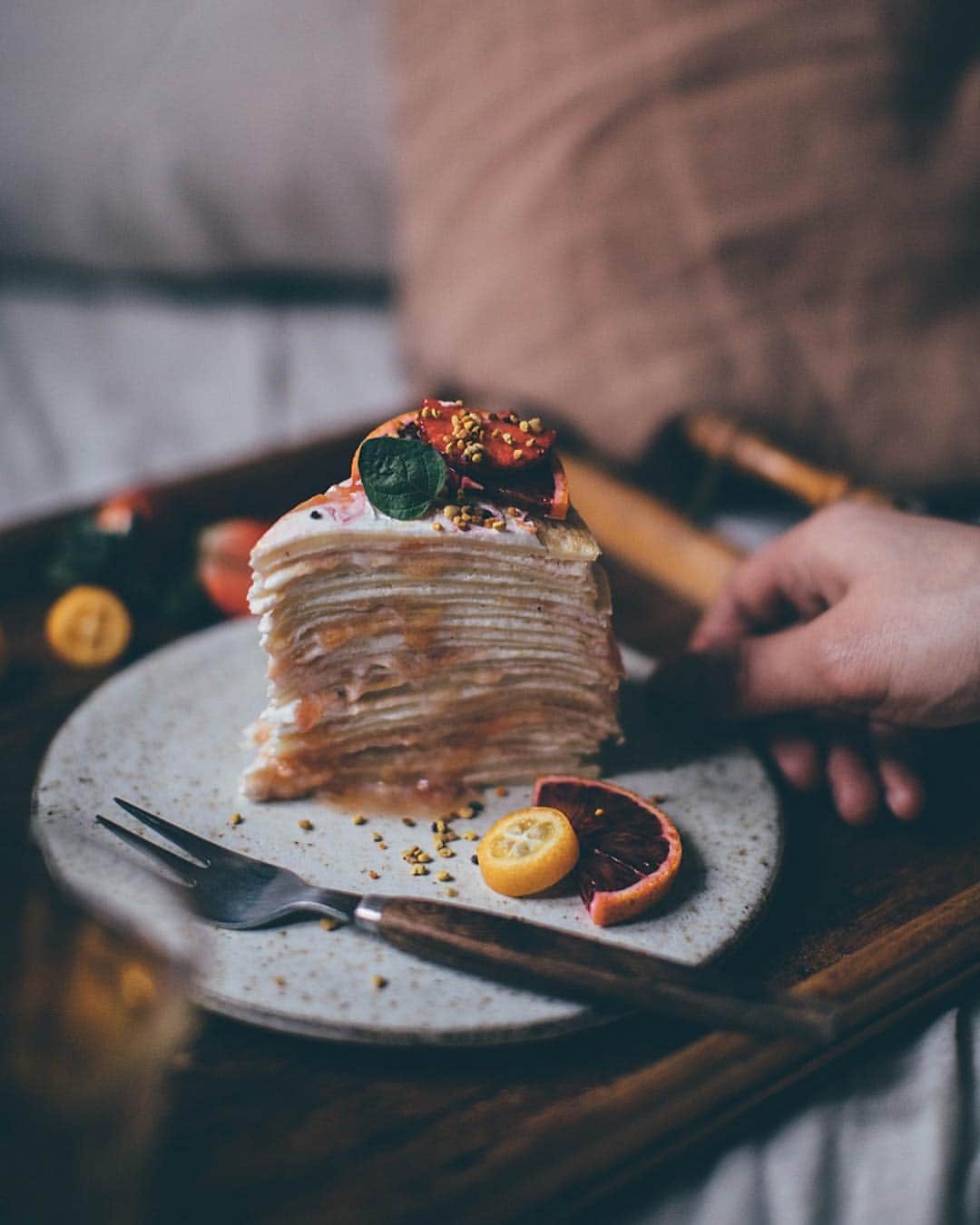 Our Food Storiesさんのインスタグラム写真 - (Our Food StoriesInstagram)「From our latest blogpost ✨ Get the recipe for this gluten-free crêpe cake via the link in profile🥞😋 Have a cozy weekend guys! #ourfoodstories  ____ #cakelover #crepecake #crêpe #glutenfreerecipes #glutenfri #glutenfrei #germanfoodblogger #foodstylist #foodphotographer #verilymoment #breakfastinbed #cozyhome #morningslikethese #momentslikethese #diewocheaufinstagram #theweekoninstagram」4月13日 21時36分 - _foodstories_