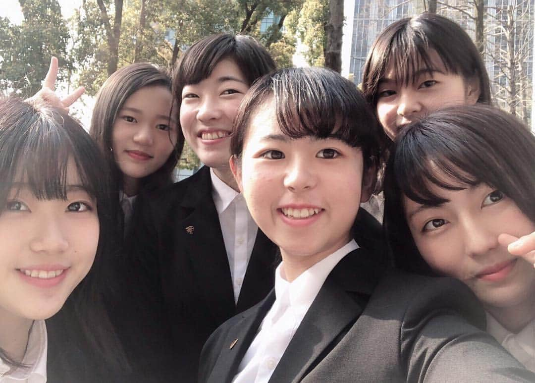 新大阪歯科衛生士専門学校【公式】さんのインスタグラム写真 - (新大阪歯科衛生士専門学校【公式】Instagram)「平成31年度 入学式🌸 . 新大阪で出会った仲間と共に 立派な歯科衛生士になれるよう . みんなで支え合いながら 頑張っていきましょうね😆💕 . . #新大阪歯科衛生士専門学校 #sdhc #歯科衛生士 #入学式 #入学 #おめでとう #entrance #ceremony #歯科衛生士の卵 #enjoy #smile #仲間 #friend #友達  #学校  #school #夢 #dream #専門学校 #happy #girl  #likeforlike #like4like #instagood #instalike #fun #love #dental #dentalhygienist  #dentalhygiene」4月13日 22時33分 - sdhc1115