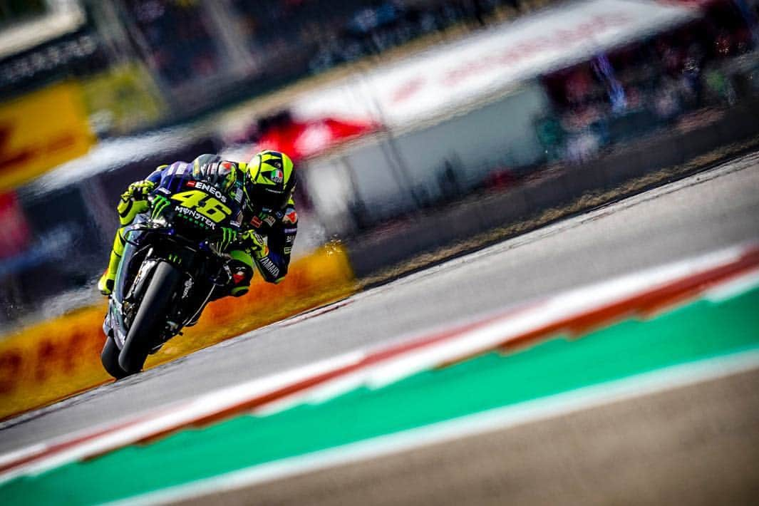 バレンティーノ・ロッシさんのインスタグラム写真 - (バレンティーノ・ロッシInstagram)「Circuit of the Americas,Austin  Friday,free practice 📸 @falex79 @mighelon」4月13日 22時50分 - valeyellow46