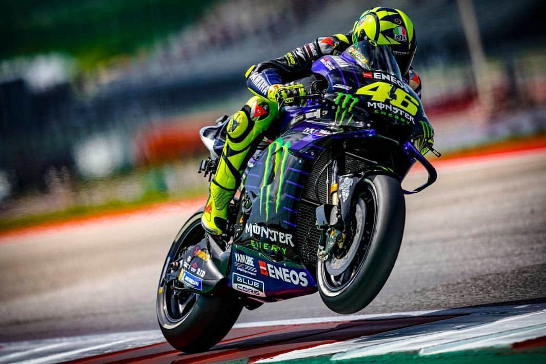 バレンティーノ・ロッシさんのインスタグラム写真 - (バレンティーノ・ロッシInstagram)「Circuit of the Americas,Austin  Friday,free practice 📸 @falex79 @mighelon」4月13日 22時50分 - valeyellow46