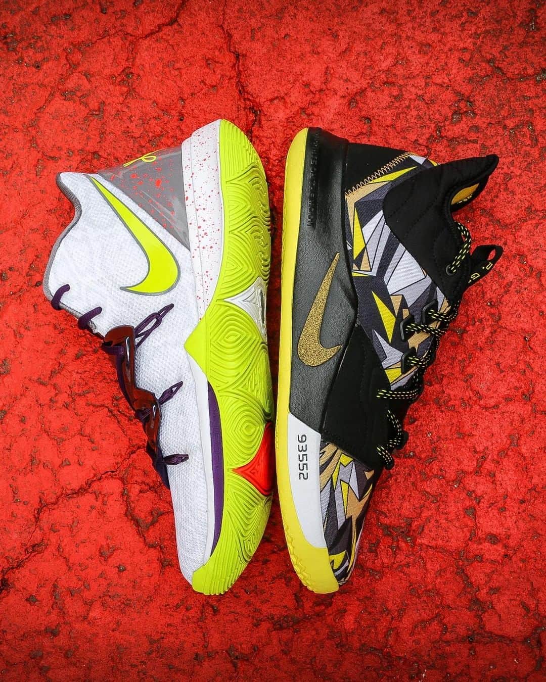 Foot Lockerさんのインスタグラム写真 - (Foot LockerInstagram)「Current superstars pay homage to Kobe Bryant on #MambaDay  #Nike PG 3 'Mamba Mentality' #Nike Kyrie 5 'Mamba Mentality' Available Now, In-Store and Online」4月13日 22時53分 - footlocker