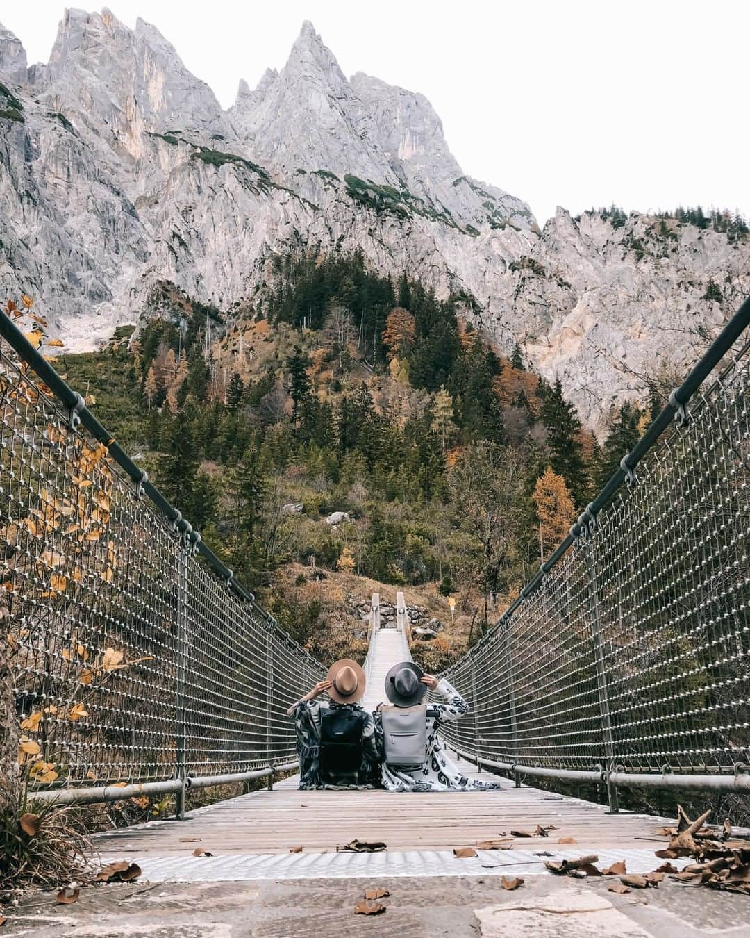 Kapten & Sonさんのインスタグラム写真 - (Kapten & SonInstagram)「'No road is too long when you have a great travel company.' ✨ What are your weekend plans, kaptens?  #bekapten #kaptenandson⁣ .⁣ .⁣ .⁣ #travelbuddy #followmefaraway #vacationgoals #takemethere #travelpassport #wandergram #worldnomads #speechlessplaces #travelstoked」4月13日 23時10分 - kaptenandson