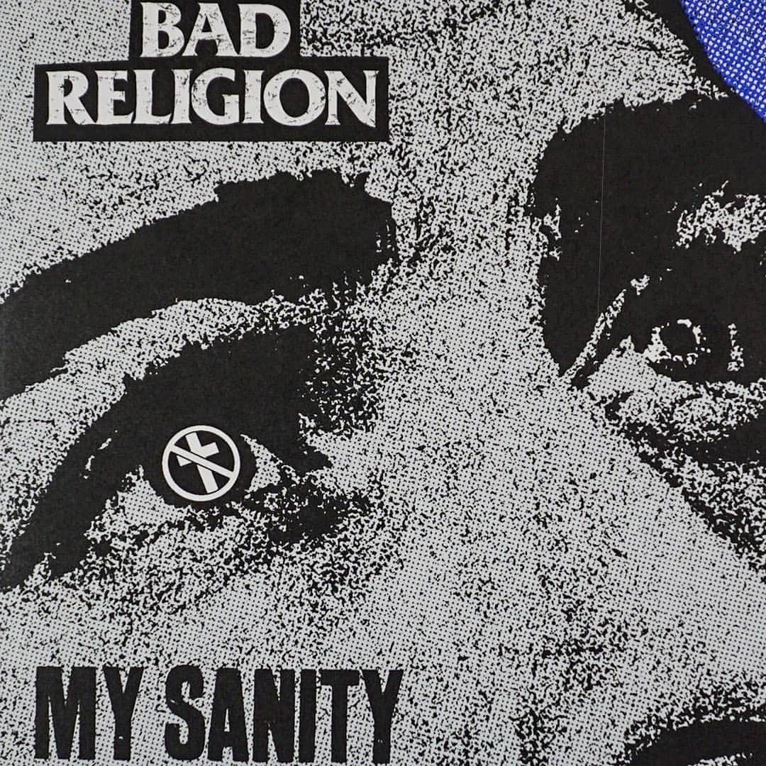 Bad Religionさんのインスタグラム写真 - (Bad ReligionInstagram)「Happy Record Store Day! #RecordStoreDay #RSD19  #BadReligion #NowSpinning」4月13日 23時32分 - badreligionband