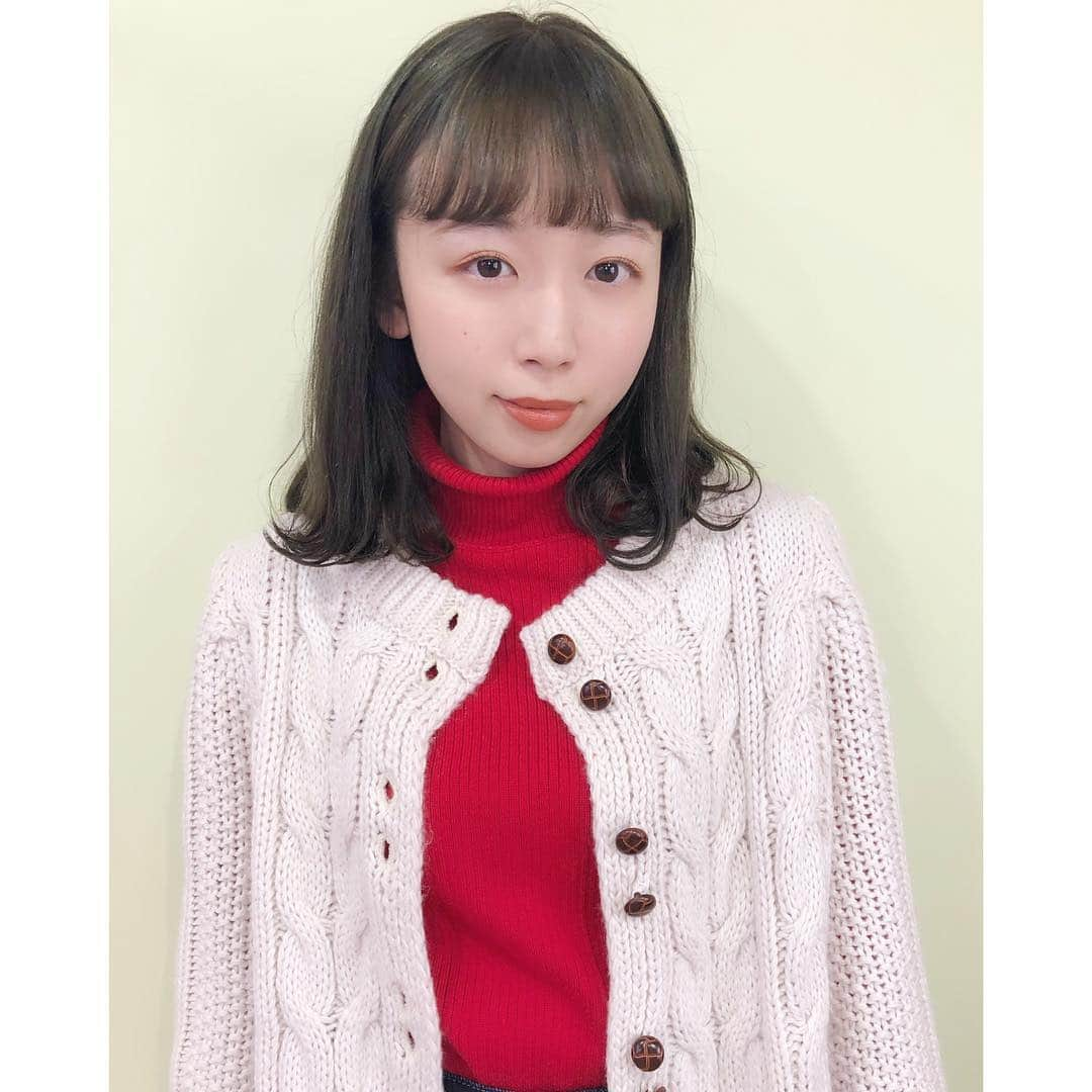 bettie'sclubさんのインスタグラム写真 - (bettie'sclubInstagram)「ANGERMEのりなちゃんカラーメンテナンスに来てくれました❤︎ 透け感のあるolive ash🌿🌿 いつもありがとうございます！ #angerme #ハロプロ #bettiehair」4月13日 23時24分 - bettie_tokyo