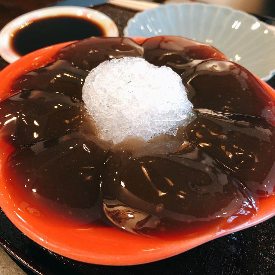 里井真由美のグルメインスタ