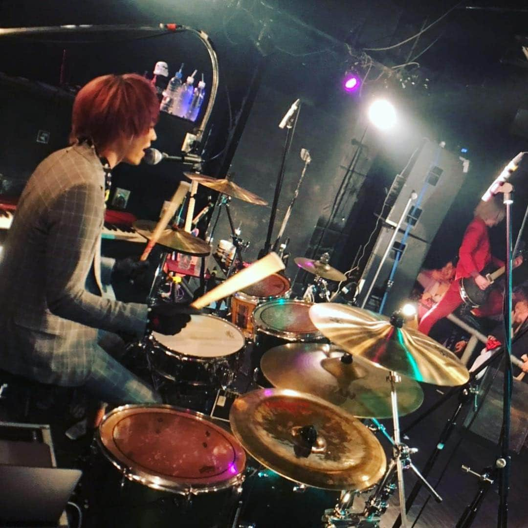 風弥さんのインスタグラム写真 - (風弥Instagram)「2019.4.12 This is DaizyStripper Tour 長野LIVE HOUSE J 長野はいつも異常なアツさ。好きです(^^) #daizystripperkazami  #daizystripper #長野」4月14日 11時01分 - kazami_daizy