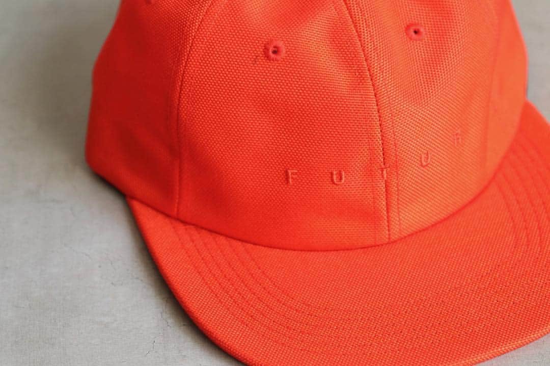 wonder_mountain_irieさんのインスタグラム写真 - (wonder_mountain_irieInstagram)「_ FUTUR / フューチャー "LOGO CAP" ￥7,344- _ 〈online store / @digital_mountain〉 http://www.digital-mountain.net/shopdetail/000000009436/ _ 【オンラインストア#DigitalMountain へのご注文】 *24時間受付 *15時までのご注文で即日発送 *1万円以上ご購入で送料無料 tel：084-973-8204 _ We can send your order overseas. Accepted payment method is by PayPal or credit card only. (AMEX is not accepted)  Ordering procedure details can be found here. >>http://www.digital-mountain.net/html/page56.html _ 本店：#WonderMountain  blog>> http://wm.digital-mountain.info _ #FUTUR #フューチャー _ 〒720-0044  広島県福山市笠岡町4-18  JR 「#福山駅」より徒歩10分 (12:00 - 19:00 水曜定休) #ワンダーマウンテン #japan #hiroshima #福山 #福山市 #尾道 #倉敷 #鞆の浦 近く _ 系列店：@hacbywondermountain _」4月14日 10時25分 - wonder_mountain_