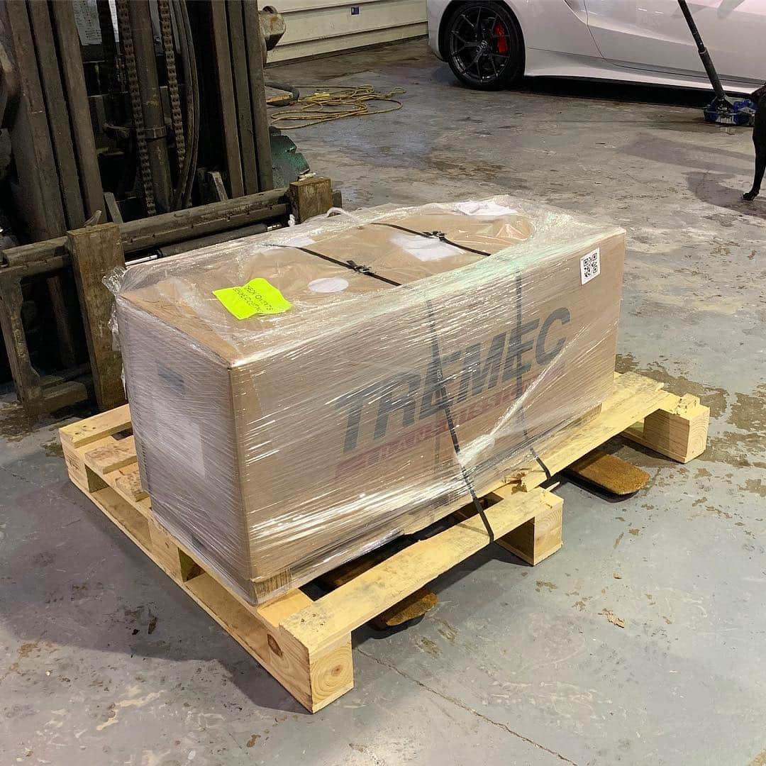 ファンクマスター・フレックスのインスタグラム：「@tremecperformance 6 speed transmission just arrived! #Sema2019 #68Chevelle ( @Hotchkis Edition) !!!! #ss396 (138vin) I’m so ready! @sixtwelveautoworx on the build! @originalpartsgroupinc provided the metal! @edelbrockusa has partnered with us on what’s under the hood!」