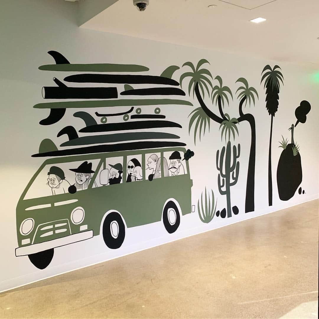 花井祐介さんのインスタグラム写真 - (花井祐介Instagram)「Mural in @vans HQ. honored to be able to paint in a vans office. Thanks everyone who work at Vans! Vans本社の壁に描いてきました。」4月14日 2時22分 - hanaiyusuke