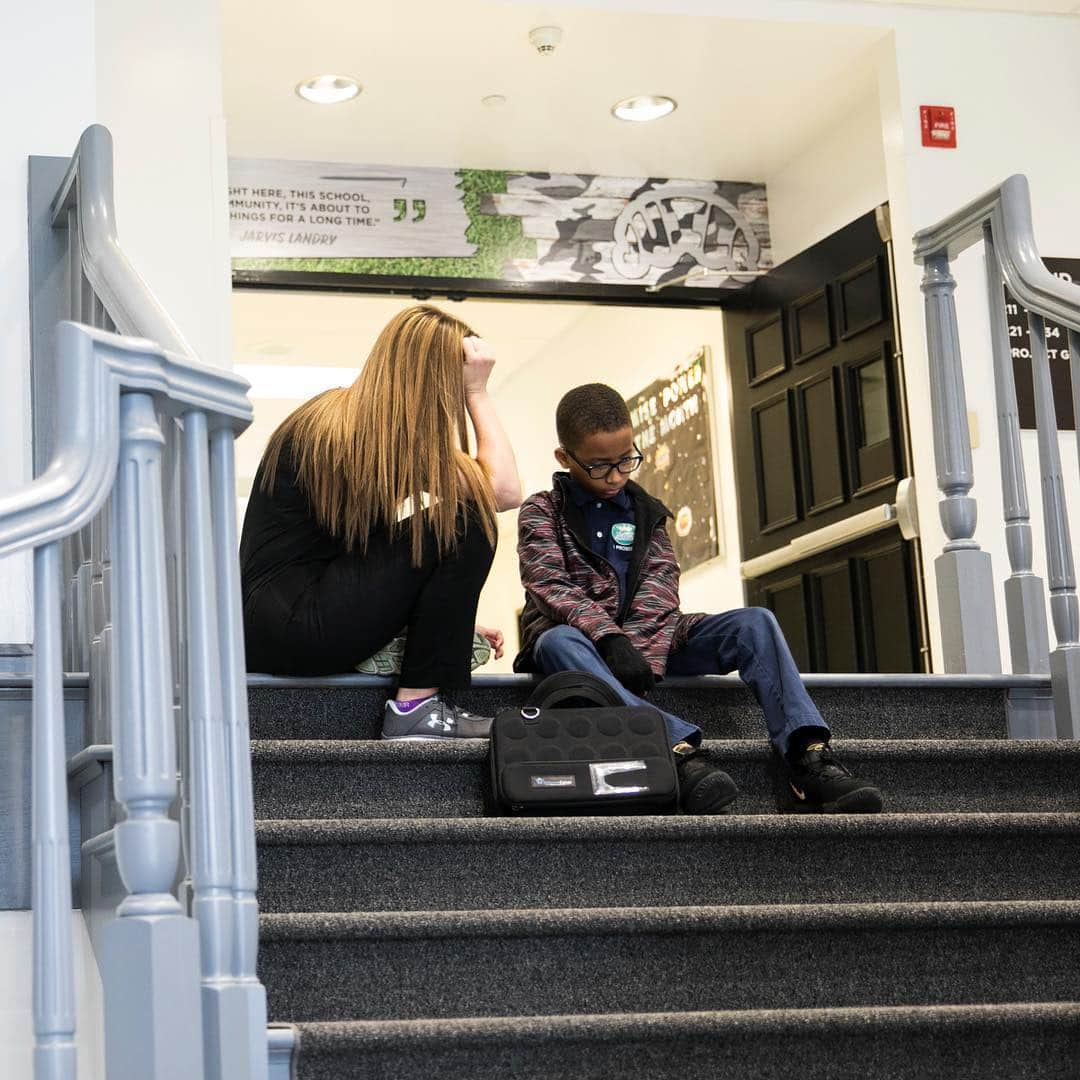 ニューヨーク・タイムズさんのインスタグラム写真 - (ニューヨーク・タイムズInstagram)「LeBron James opened a school that was considered an experiment. This time last year, the students were identified as the worst performers in the Akron public schools and branded with behavioral problems. Some as young as 8 were considered at risk of not graduating. Now, they are helping close the achievement gap in Akron. The academic results are early, and at 240, the sample size of students is small, but the inaugural classes of 3rd and 4th graders at LeBron James’s I Promise School posted extraordinary results in their first set of district assessments. 90% met or exceeded individual growth goals in reading and math, outpacing their peers across the district. Unlike other schools connected to celebrities, @ipromiseschool is not a charter school run by a private operator but a public school operated by the district. Its student population is 60% black, 15% English-language learners and 29% special education students. “We are reigniting dreams that were extinguished — already in 3rd and 4th grade,” said Brandi Davis, the school’s principal. “We want to change the face of urban education.” @maddiemcgarvey took these photos of students, teachers and staff at I Promise in Akron, #Ohio. Swipe left to see more and visit the link in our profile to follow Erica Green's reporting trip to @kingjames's I Promise School.」4月14日 2時32分 - nytimes