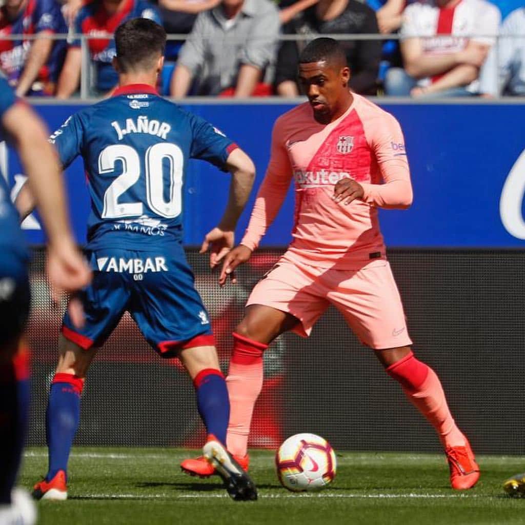 マウコム・フィリペ・シウヴァ・デ・オリヴェイラのインスタグラム：「+1 importante é continuar somando em busca do nosso objetivo , FORÇA BARÇA 🔵🔴」