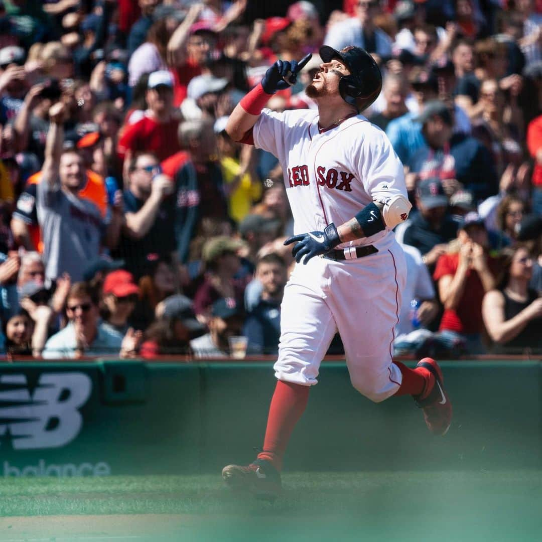 ボストン・レッドソックスさんのインスタグラム写真 - (ボストン・レッドソックスInstagram)「So Gone! 💪」4月14日 4時15分 - redsox