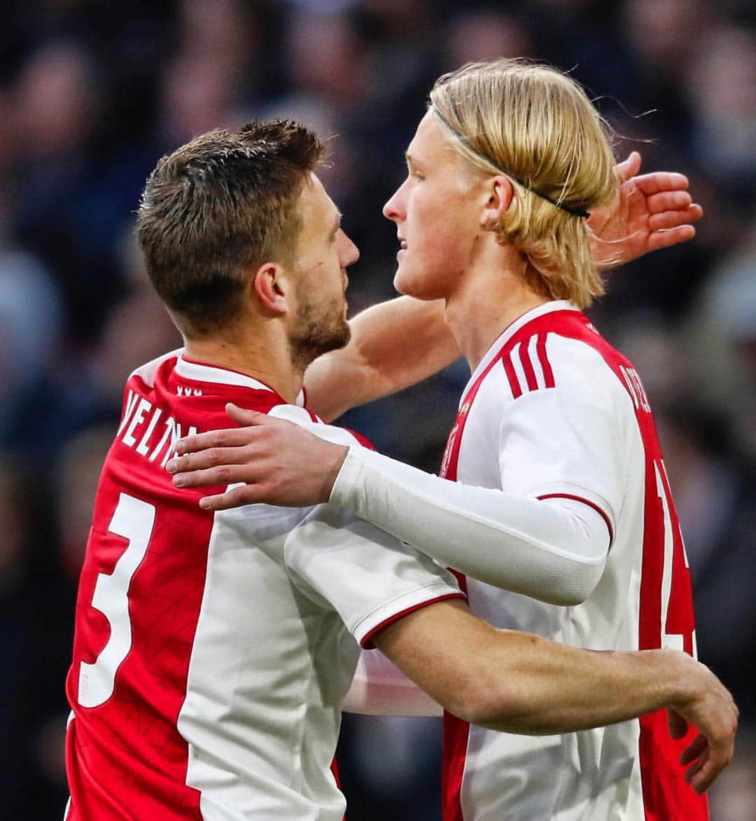 アヤックス・アムステルダムさんのインスタグラム写真 - (アヤックス・アムステルダムInstagram)「Back on the scoresheet! 🚀 🌬@KasperDolberg #ajaexc」4月14日 4時19分 - afcajax