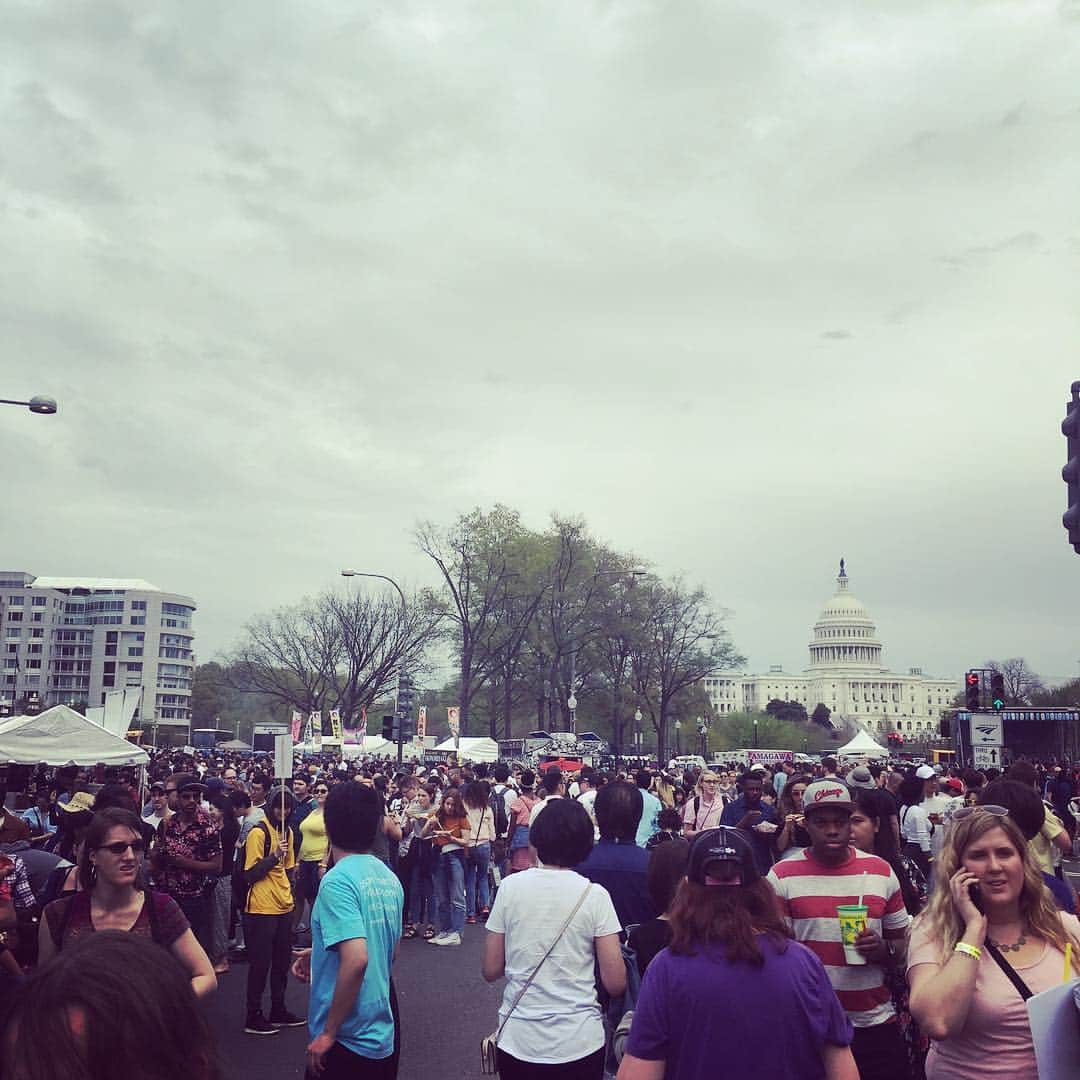 Ka-Naのインスタグラム：「I just got to WashingtonD.C. I’m gonna perform at 59th Annual Sakura Matsuri Japanese Street Festival! My show will start at 4:30pm. Please come by and have fun together :) #sakuramatsuri#washingtondc#ka-na#kanauemura#jpop#」