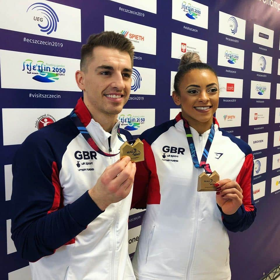 オリンピックチャンネルさんのインスタグラム写真 - (オリンピックチャンネルInstagram)「It's raining medals at #ECSzczecin2019. 😍⁣⠀ ⁣⠀ ✔️ @maxwhitlock claims his 4th European title⁣. ✔️ 22-year-old Dalaloyan gets his second medal⁣. ✔️ Russia keeps dominating⁣. ⁣⠀ Get ready for tomorrow by clicking the link in bio and reading all about the event and its headliners.」4月14日 4時54分 - olympicchannel_x