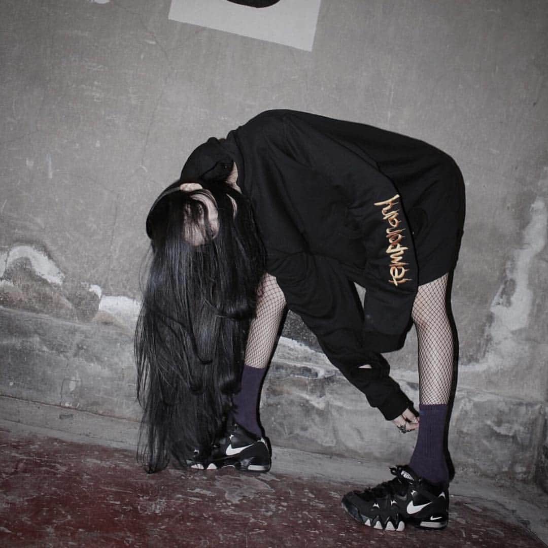 chiiiiiのインスタグラム：「🧟‍♀️」