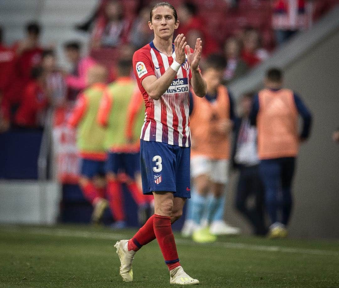 フィリペ・ルイスさんのインスタグラム写真 - (フィリペ・ルイスInstagram)「I love you @atleticodemadrid, with all my heart! ❤️ 📸: @nogueirafoto」4月14日 5時07分 - filipeluis