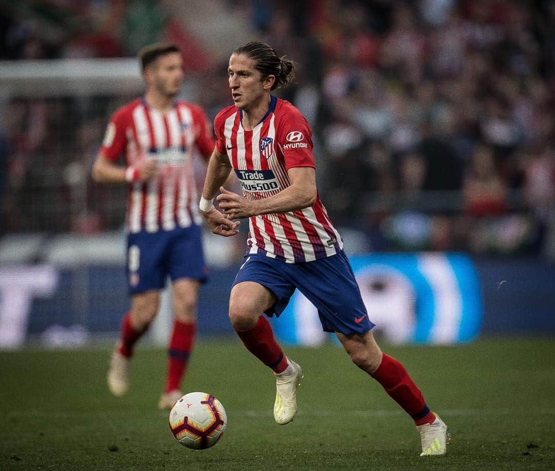 フィリペ・ルイスさんのインスタグラム写真 - (フィリペ・ルイスInstagram)「I love you @atleticodemadrid, with all my heart! ❤️ 📸: @nogueirafoto」4月14日 5時07分 - filipeluis