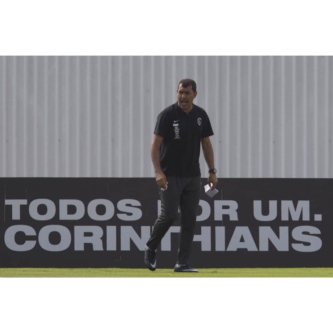 コリンチャンスさんのインスタグラム写真 - (コリンチャンスInstagram)「Timão pronto para a decisão amanhã! Confira em fotos como foi a última atividade alvinegra na véspera da final do Paulistão 2019. ⠀ ⠀ 📸 Daniel Augusto Jr/Agência Corinthians⠀ ⠀ #MajestosoFinal #VaiCorinthians #Corinthianismo #FielAtéoFim #MeuBMG #NãoÉSóPatrocínio #TimeDoPovo #Corinthians #Timão #CorinthiansTV #FielTorcedor #AFielÉFoda #TodosPorUm #NikeFutebol #Joli #EstrellaGalicia #UniversidadeBrasilOficial #ÉPositivo #CorinthiansÉPositivo #LoucoPotyCorinthians #PostosALE #ALEnoTimão⠀」4月14日 5時30分 - corinthians