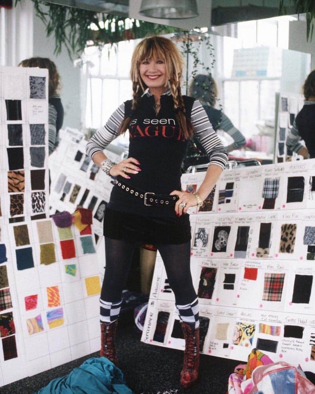 Vogue Runwayさんのインスタグラム写真 - (Vogue RunwayInstagram)「Why wait for the 2019 Met Gala to get into a campy spirit? On Monday, April 15, @betseyjohnson will host an archive sale on her website of more than 60 items, priced reasonably from $58 to $198, that will bring the joy and subversion of the camp sensibility into your wardrobe.  The sale spans the entirety of Johnson’s 50-year career in the fashion industry, from her time as the designer for Alley Cat in the ’70s to collections from the 2010s. Tap the link in our bio to see a few of the items that will be up for sale next week.」4月14日 5時36分 - voguerunway