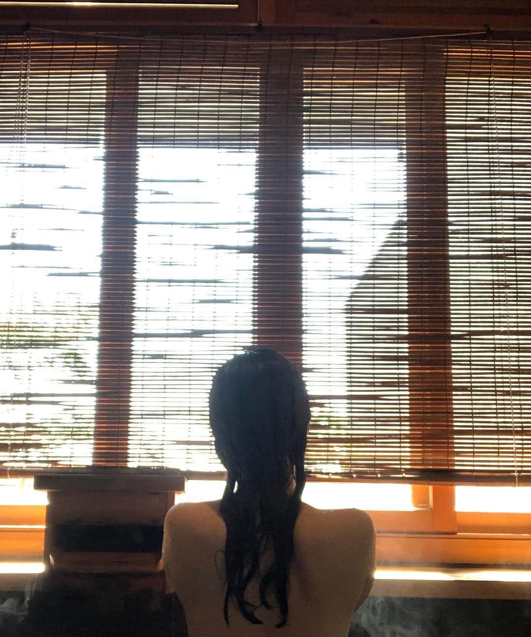 Miss Hunnyのインスタグラム：「成個trip講得最多嘅字 —— 舒服😌」