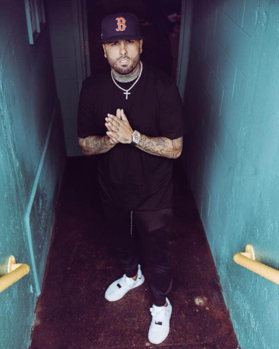 NICKY JAMさんのインスタグラム写真 - (NICKY JAMInstagram)「🙏🏽 Boston」4月14日 5時47分 - nickyjam