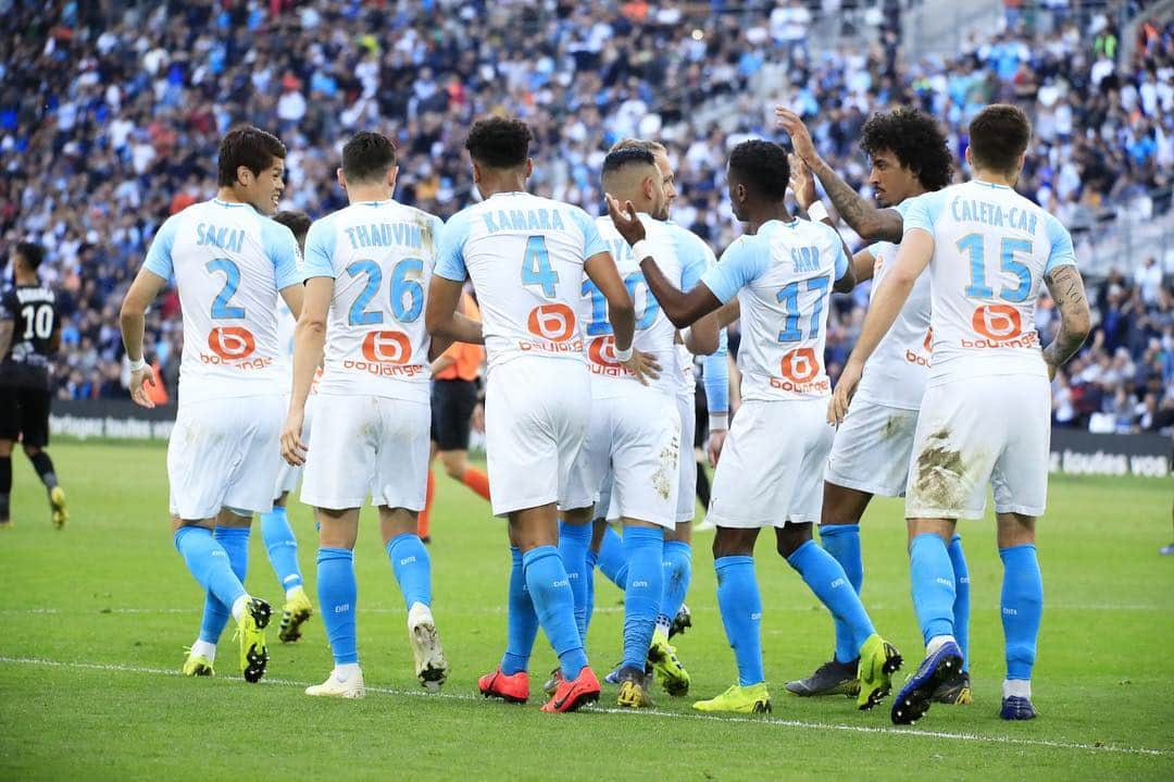 酒井宏樹さんのインスタグラム写真 - (酒井宏樹Instagram)「‪3 points😊💪‬ ‪Merci 62000 supporters🙏‬ ‪#TeamOM‬」4月14日 6時51分 - hiroki.sakai_19