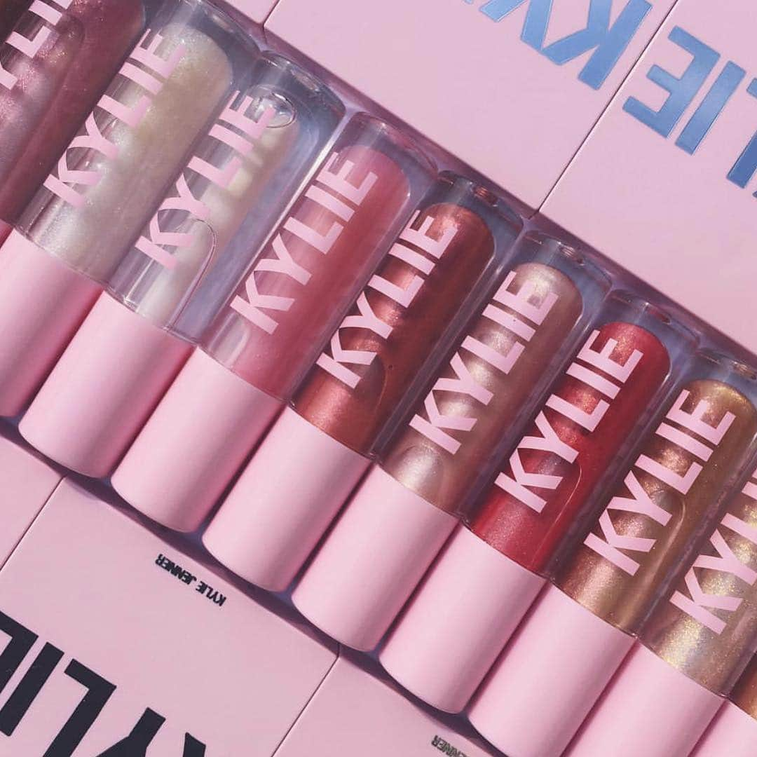 Kylie Cosmeticsさんのインスタグラム写真 - (Kylie CosmeticsInstagram)「High gloss heaven 😋 @aalexisbeauty」4月14日 8時06分 - kyliecosmetics