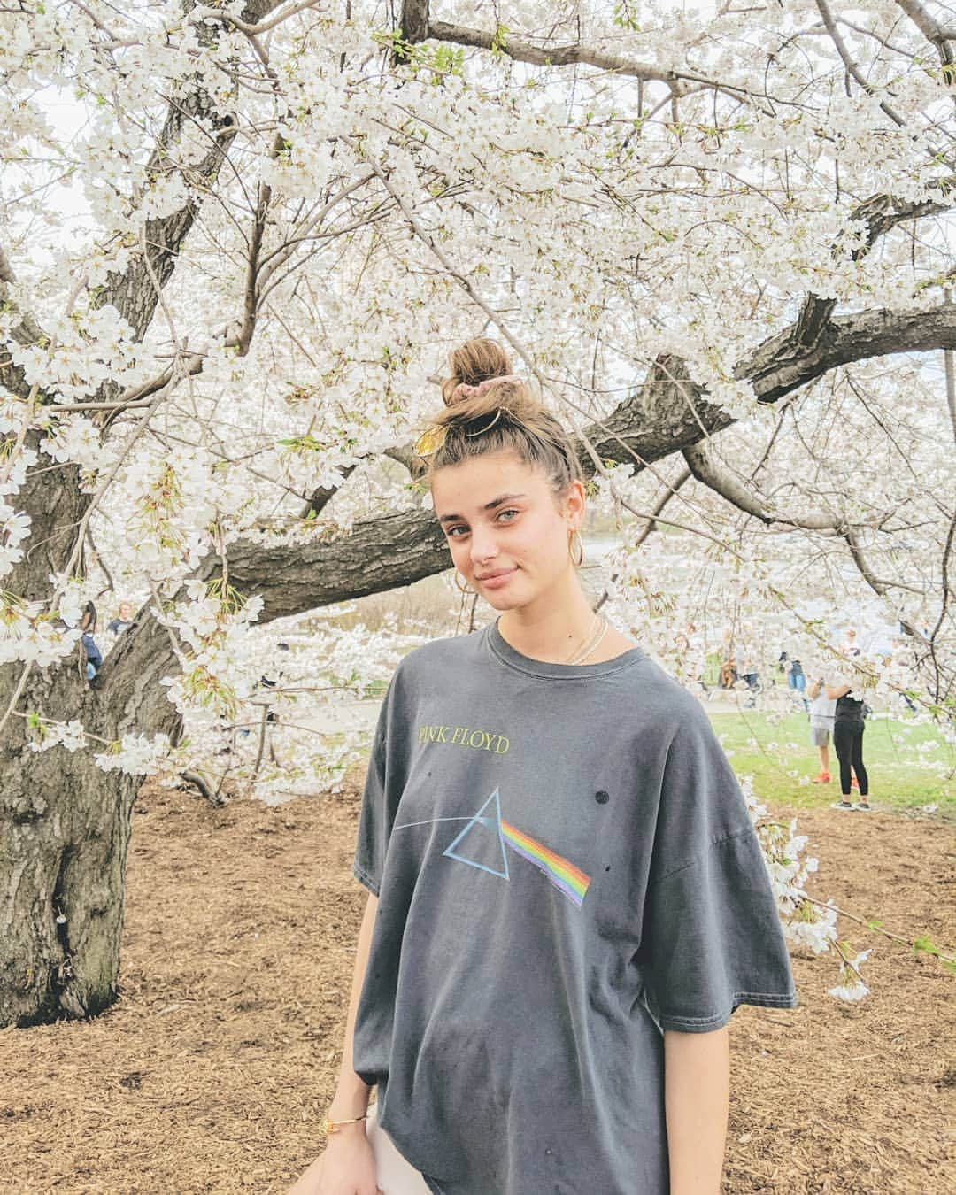 テイラー・ヒルさんのインスタグラム写真 - (テイラー・ヒルInstagram)「🌸💮🌸🌺🌼🌺」4月14日 8時49分 - taylor_hill