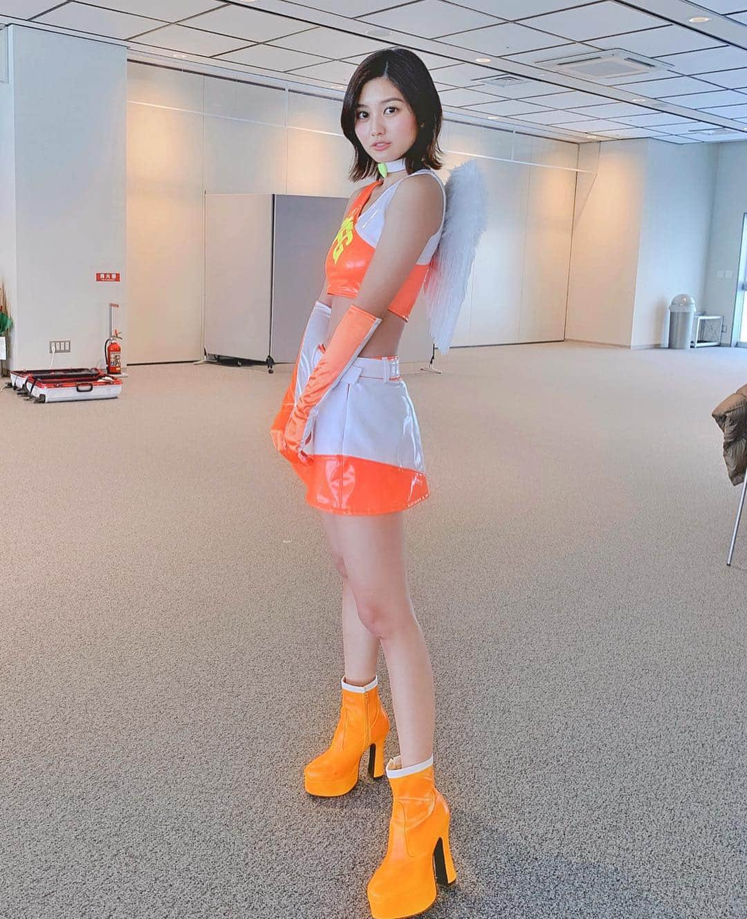 林ゆめさんのインスタグラム写真 - (林ゆめInstagram)「MFGエンジェルス👼🧡﻿ ﻿ モーターファンフェスタ2019﻿ 来てくださった皆さんありがとうございました！﻿ 最後まで雨降らなくてよかった☺️﻿ すごく寒かったのでみんな風邪ひかないようにお家帰ったらあたたかくしてゆっくり休んでね！﻿ _﻿ _﻿ _﻿ #モーターファンフェスタ #モーターファンフェスタ2019 #MFゴースト #MFGエンジェルス #ヤングマガジン #ヤンマガ」4月14日 20時19分 - ___yuume.18