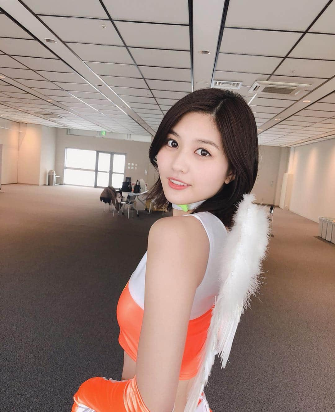 林ゆめさんのインスタグラム写真 - (林ゆめInstagram)「MFGエンジェルス👼🧡﻿ ﻿ モーターファンフェスタ2019﻿ 来てくださった皆さんありがとうございました！﻿ 最後まで雨降らなくてよかった☺️﻿ すごく寒かったのでみんな風邪ひかないようにお家帰ったらあたたかくしてゆっくり休んでね！﻿ _﻿ _﻿ _﻿ #モーターファンフェスタ #モーターファンフェスタ2019 #MFゴースト #MFGエンジェルス #ヤングマガジン #ヤンマガ」4月14日 20時19分 - ___yuume.18