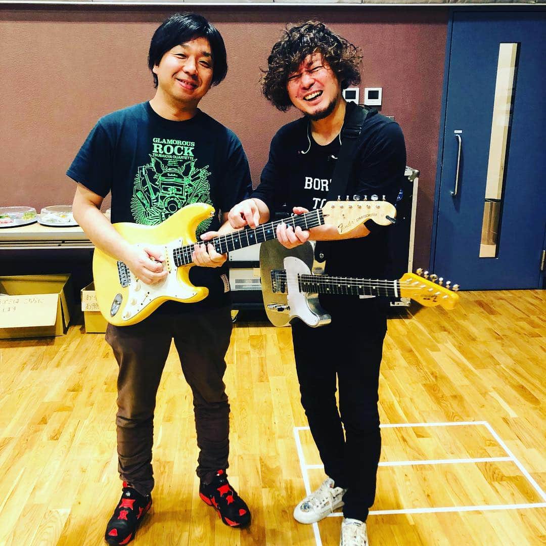 日野賢二さんのインスタグラム写真 - (日野賢二Instagram)「Rehearsal Day 6! リハー🙉6日目！」4月14日 18時47分 - jinobass