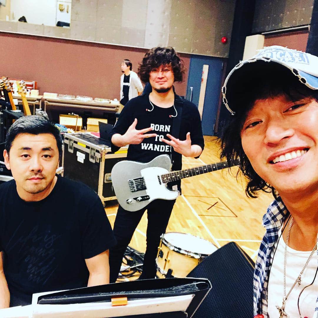 日野賢二のインスタグラム：「Rehearsal Day 6! リハー🙉6日目！」
